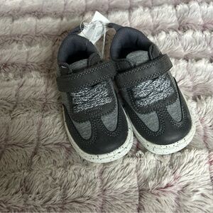 Little Boy Carter's Gray and Black Sneakers with Velcro Closure size 5